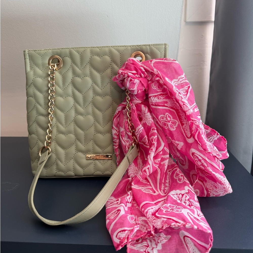 Betsey Johnson XO Quilted Heart Shoulder Bag Purse Olive